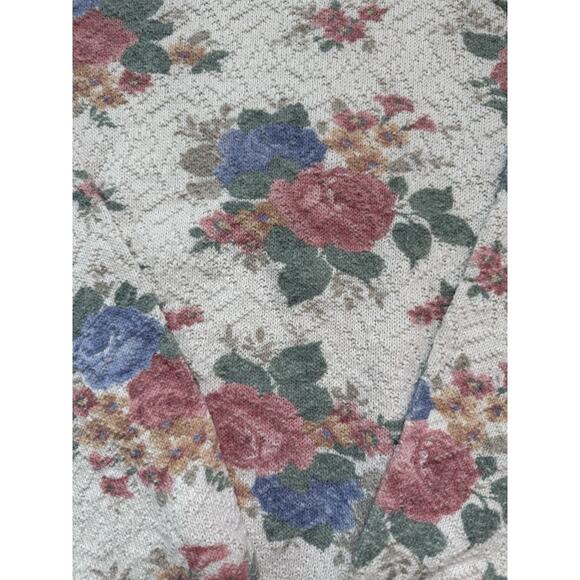 Vintage Woman’s Floral United States Sweaters Made in USA - Picture 2 of 8